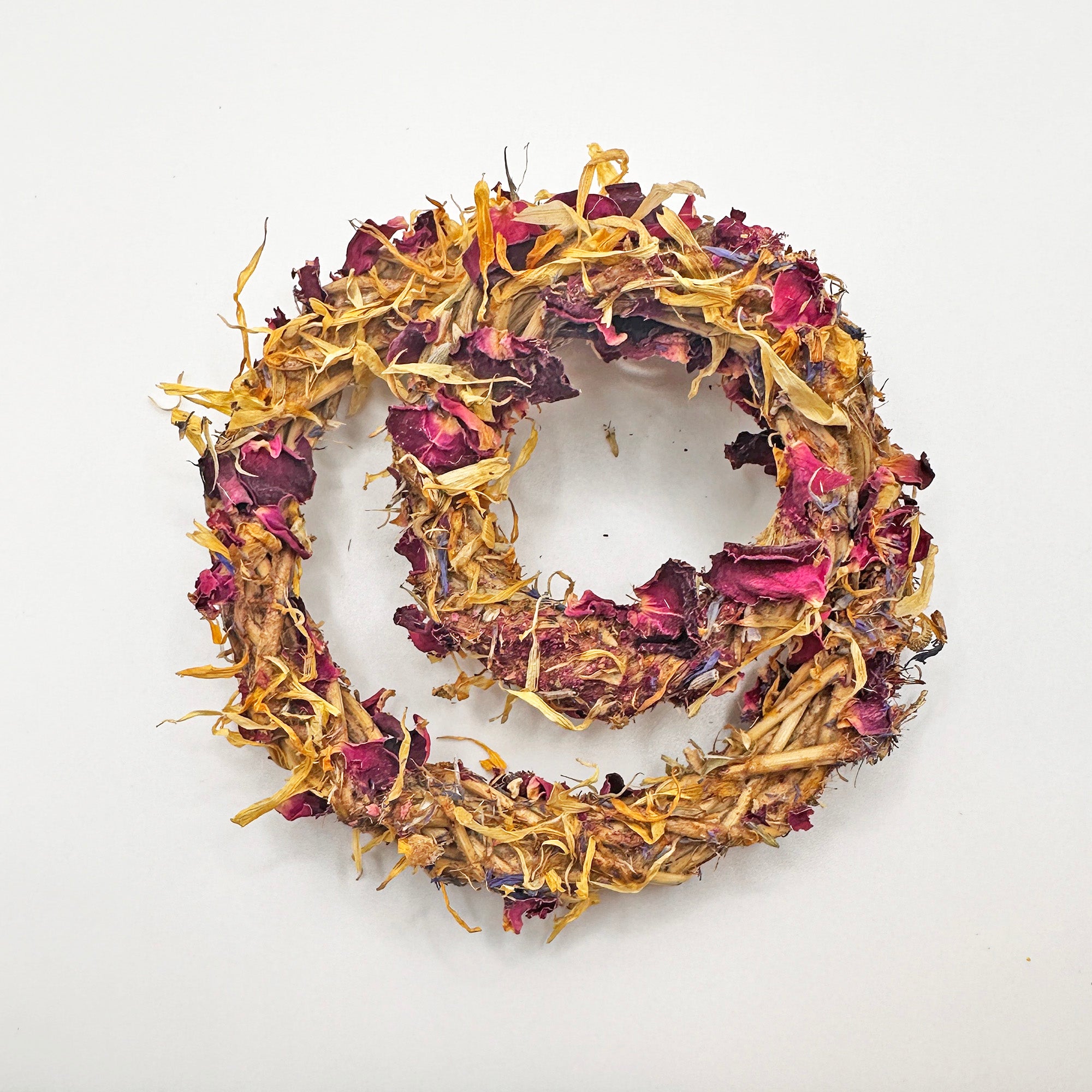 Yellow Bloom Flavored Vine Ring Chew Toys (set of 2)