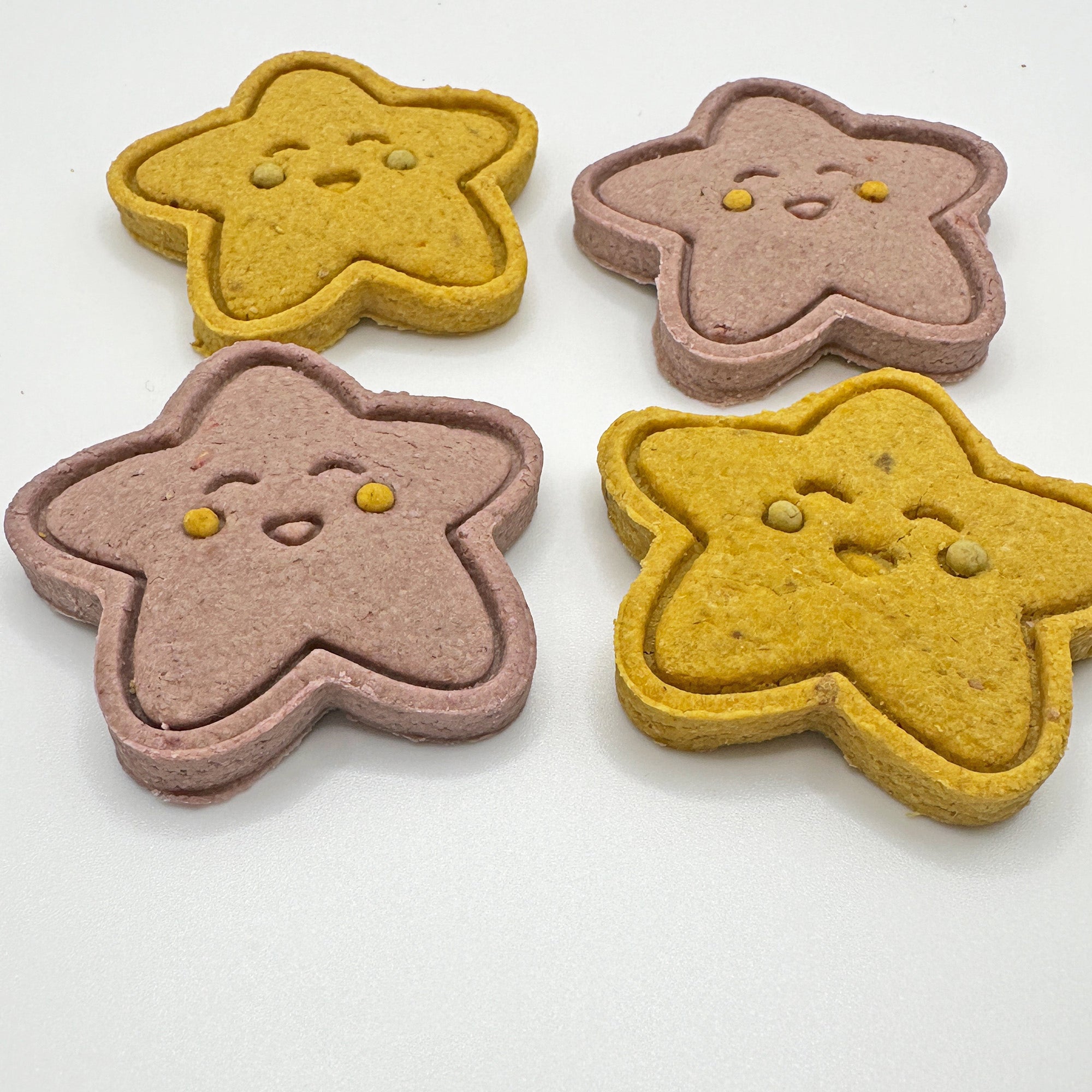 Happy Star Sweet Potato & Berry Dog Treats (10 Stars)